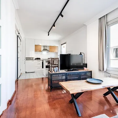 Cosy 1 Bedroom With Bosphorus View 아파트